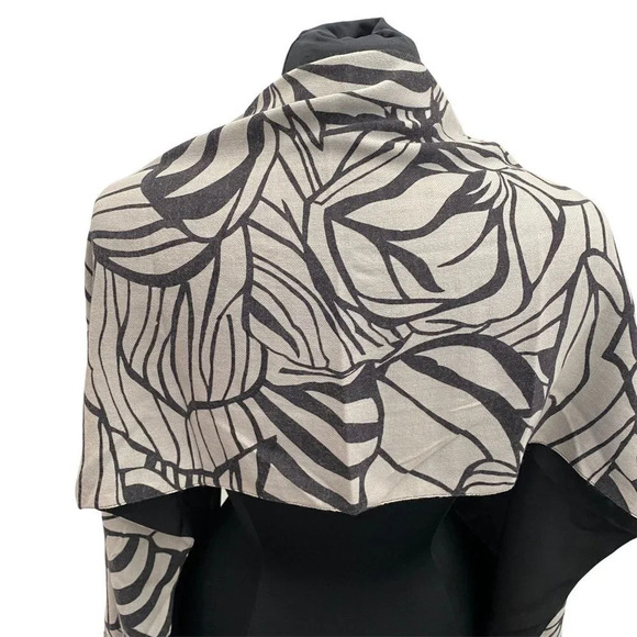 Pashmina Wool Shawl with Silky Tassel Fringe Feathers and Beading NWT - Picture 6 of 14